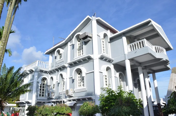 Country Club Chanakyapuri