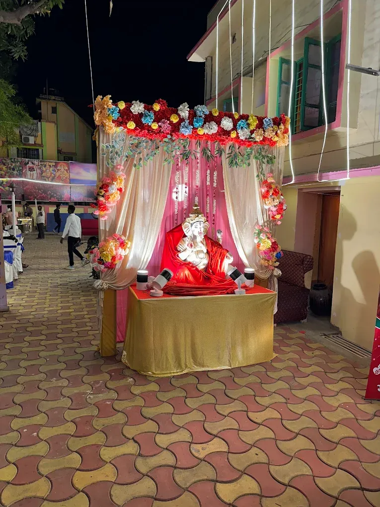 AARTI BANQUET