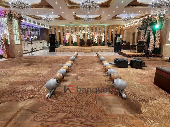 Roli Banquets