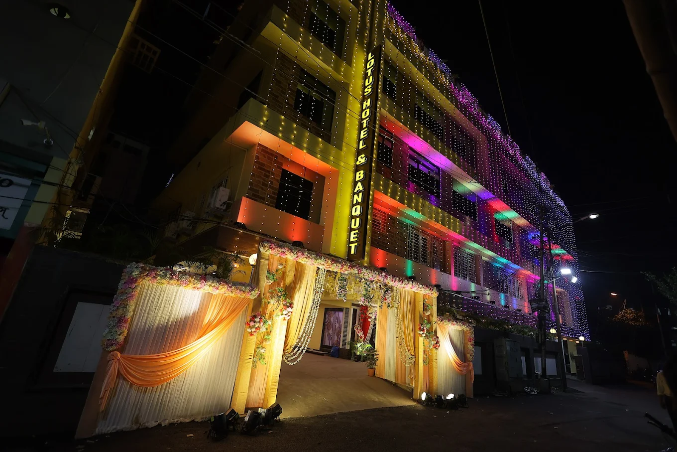 Lotus Hotel