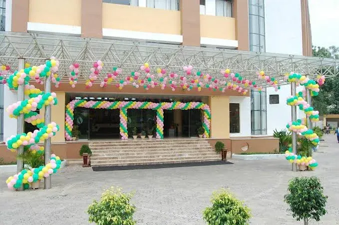 Kamlesh Continental