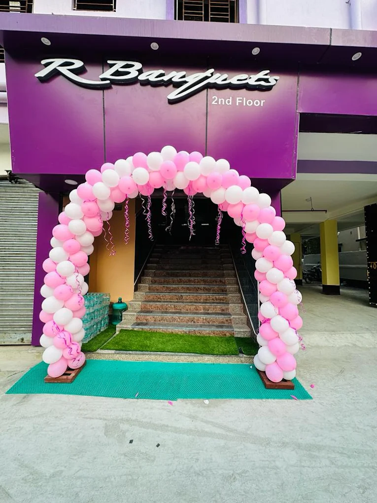 R Banquets