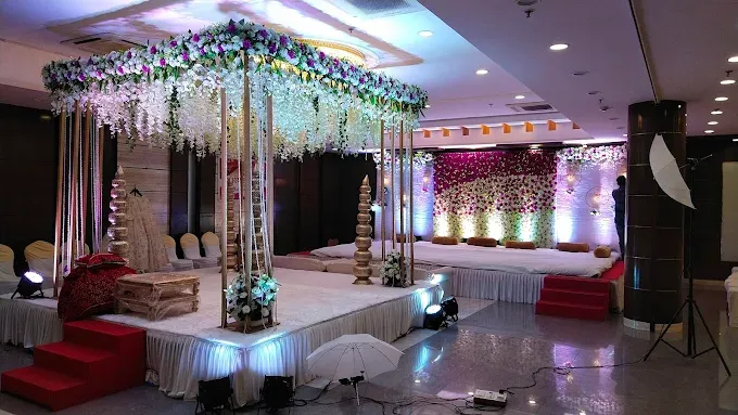 Earth Golden Banquet
