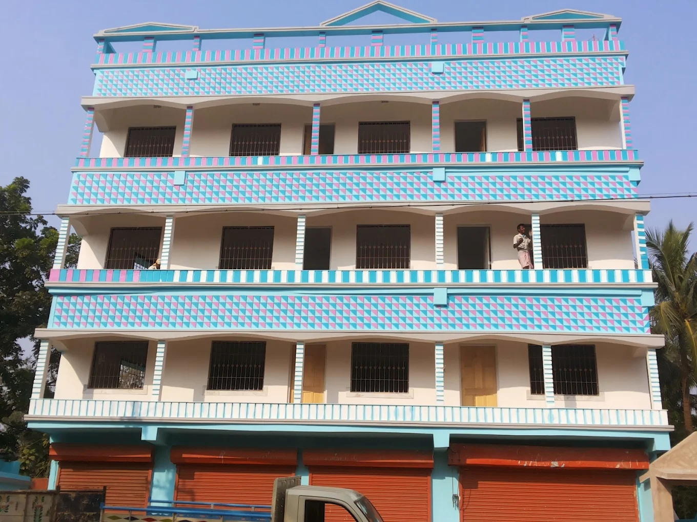 Vrindavan Arcade