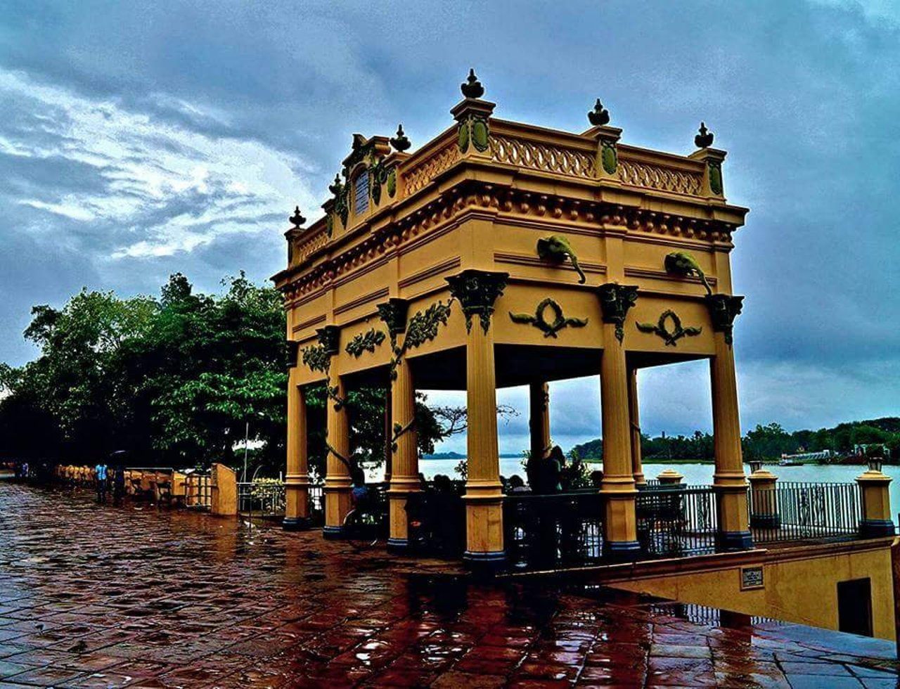 Banquet halls in Hooghly