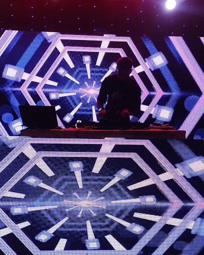  Dj BISWAJIT