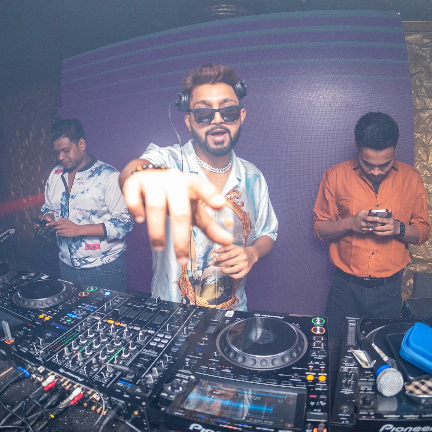  DJ Dibesh Gupta