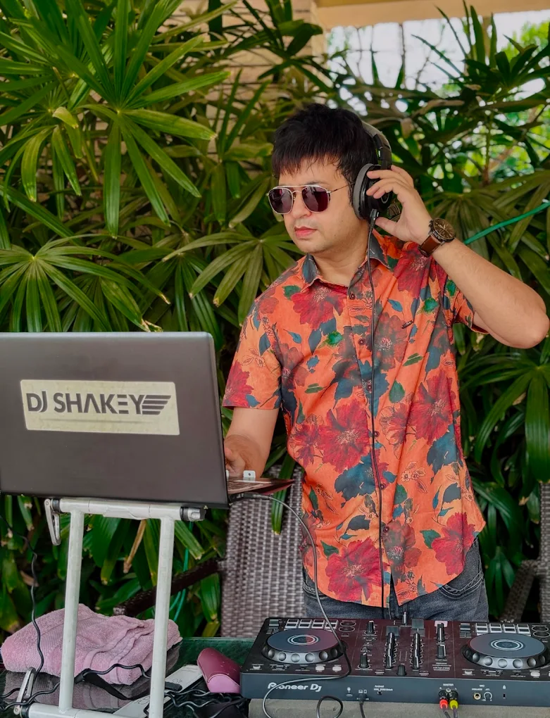 DJ SHAKEY KOLKATA
